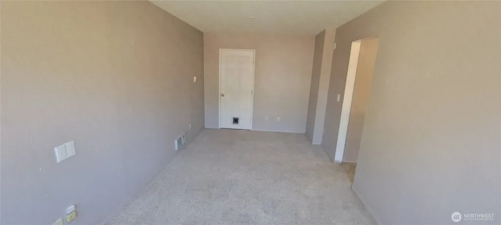 31605 8th Place SW Federal Way WA 98023