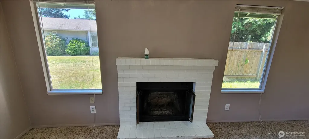 31605 8th Place SW Federal Way WA 98023