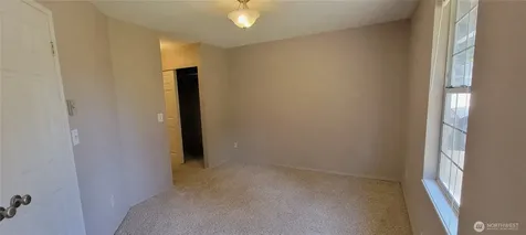 31605 8th Place SW Federal Way WA 98023