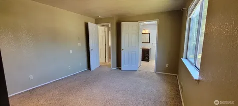 31605 8th Place SW Federal Way WA 98023