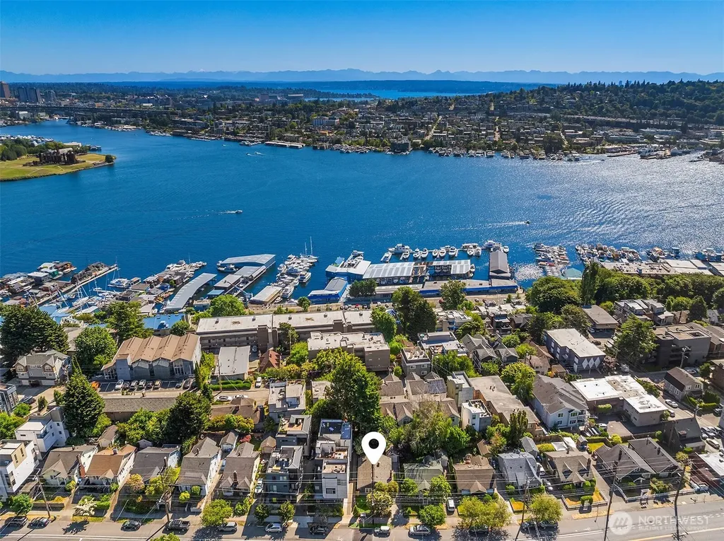 2132 Dexter Avenue N Seattle WA 98109