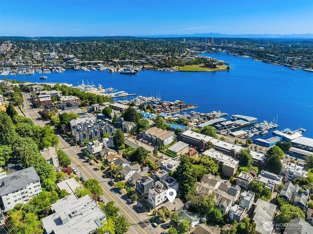 2132 Dexter Avenue N Seattle WA 98109