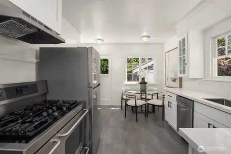 2132 Dexter Avenue N Seattle WA 98109
