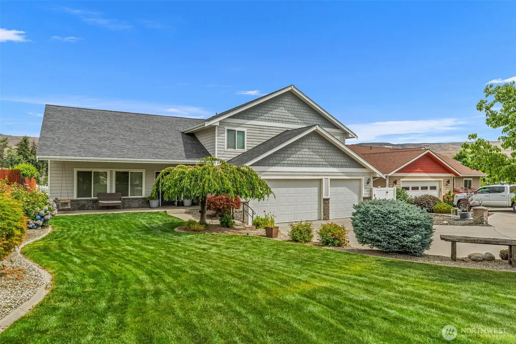 1509 Alexandria Court Wenatchee WA 98801