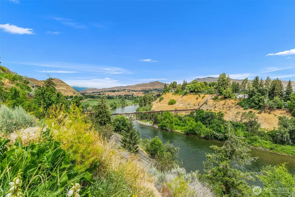1509 Alexandria Court Wenatchee WA 98801