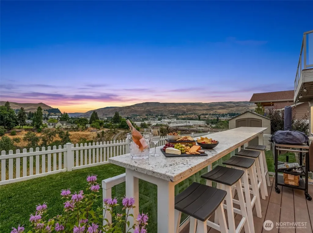 1509 Alexandria Court Wenatchee WA 98801