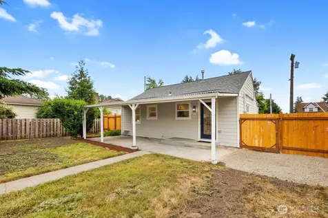 7843 Yakima Avenue Tacoma WA 98408