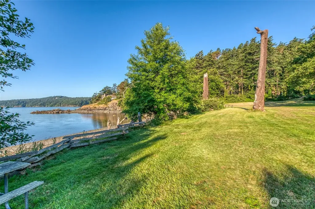 178 Lover's Lane Orcas Island WA 98245