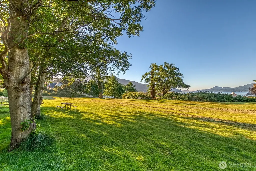 178 Lover's Lane Orcas Island WA 98245