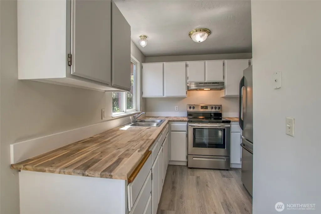 178 Lover's Lane Orcas Island WA 98245