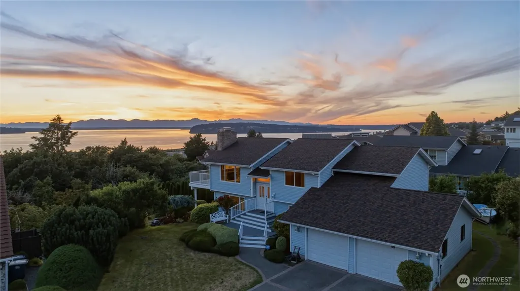 10005 77th Street SW Lakewood WA 98498