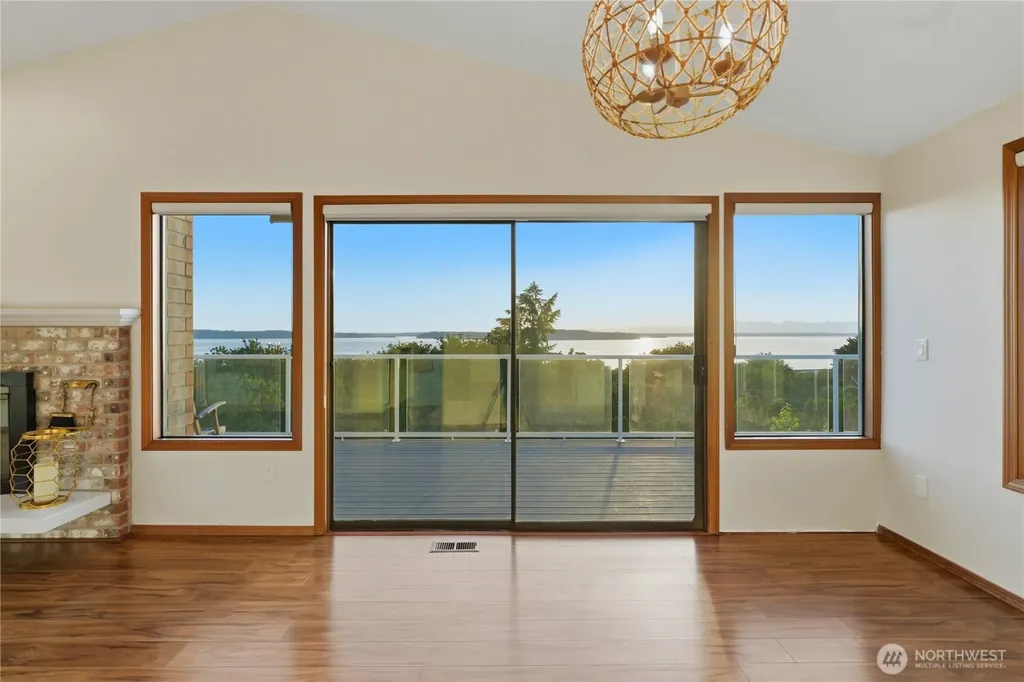 10005 77th Street SW Lakewood WA 98498