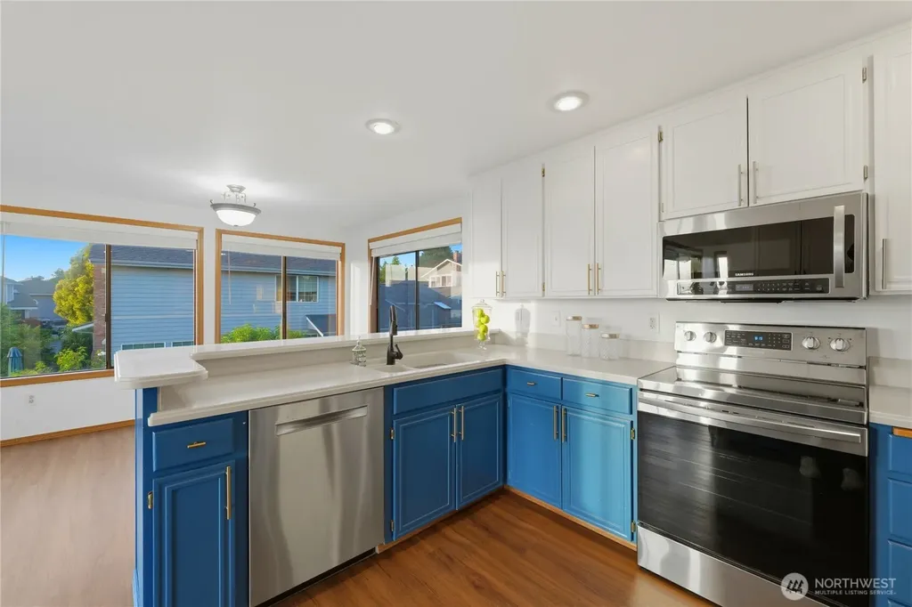 10005 77th Street SW Lakewood WA 98498