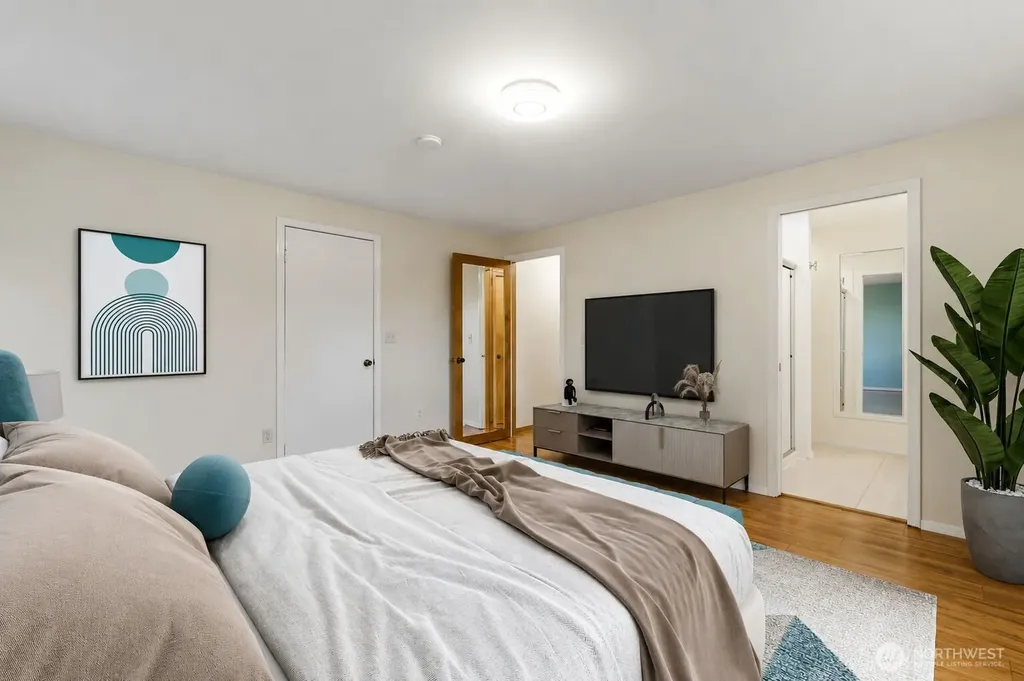 10005 77th Street SW Lakewood WA 98498