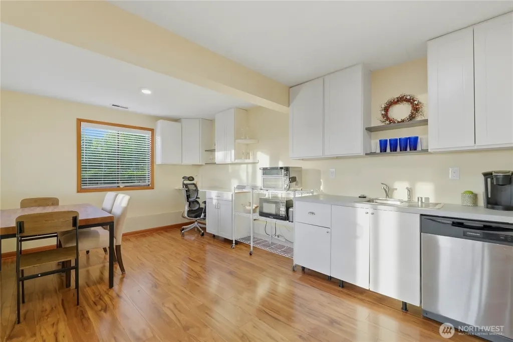 10005 77th Street SW Lakewood WA 98498