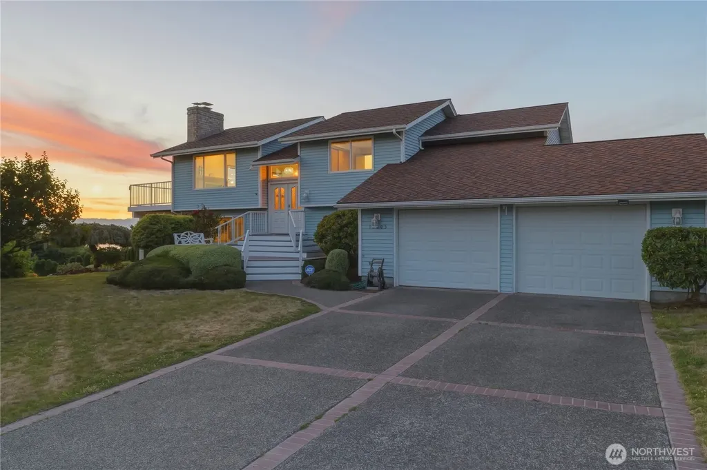 10005 77th Street SW Lakewood WA 98498