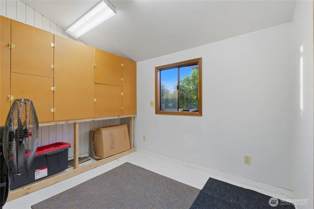 10005 77th Street SW Lakewood WA 98498