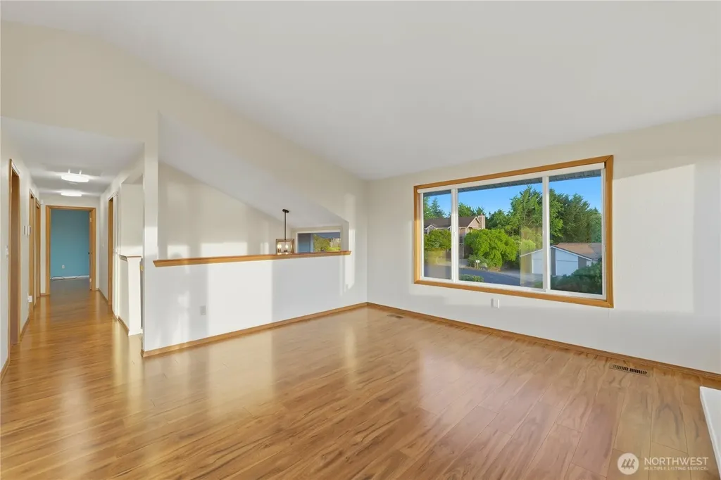 10005 77th Street SW Lakewood WA 98498