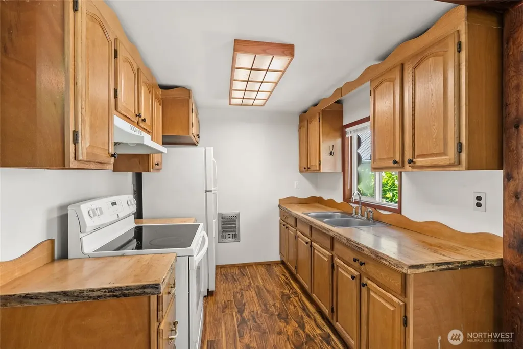 171 Tilton Drive Morton WA 98356