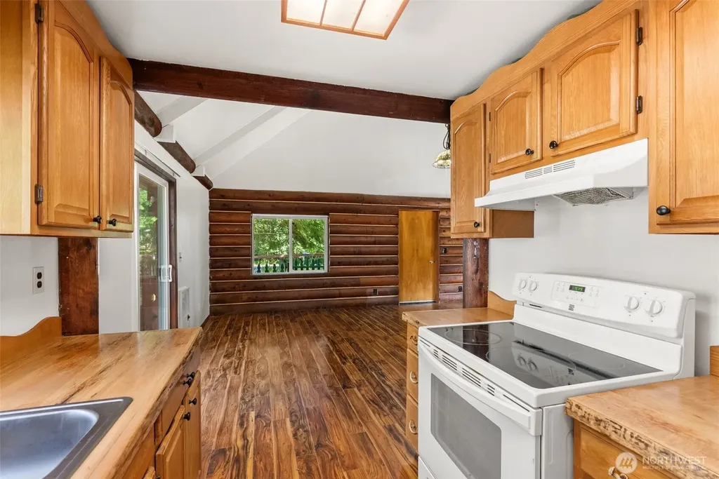 171 Tilton Drive Morton WA 98356