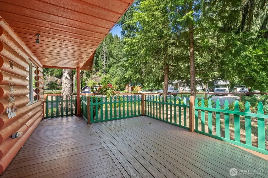 171 Tilton Drive Morton WA 98356