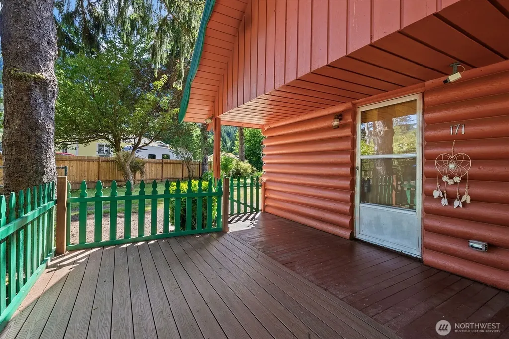 171 Tilton Drive Morton WA 98356