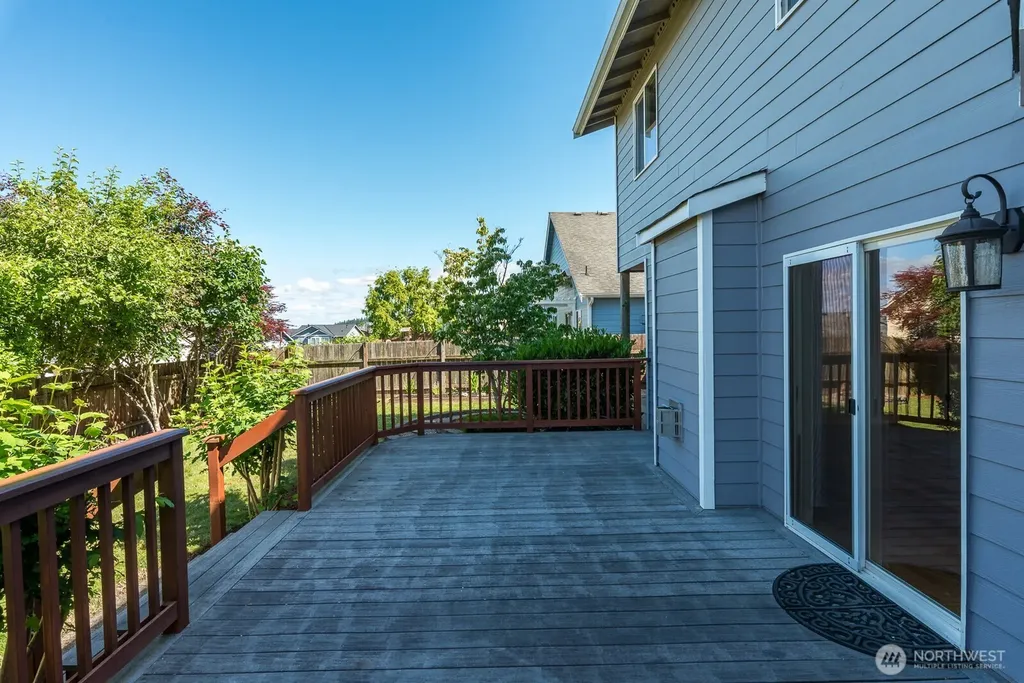 8 80th Drive NE Lake Stevens WA 98292