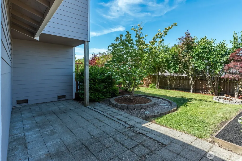 8 80th Drive NE Lake Stevens WA 98292