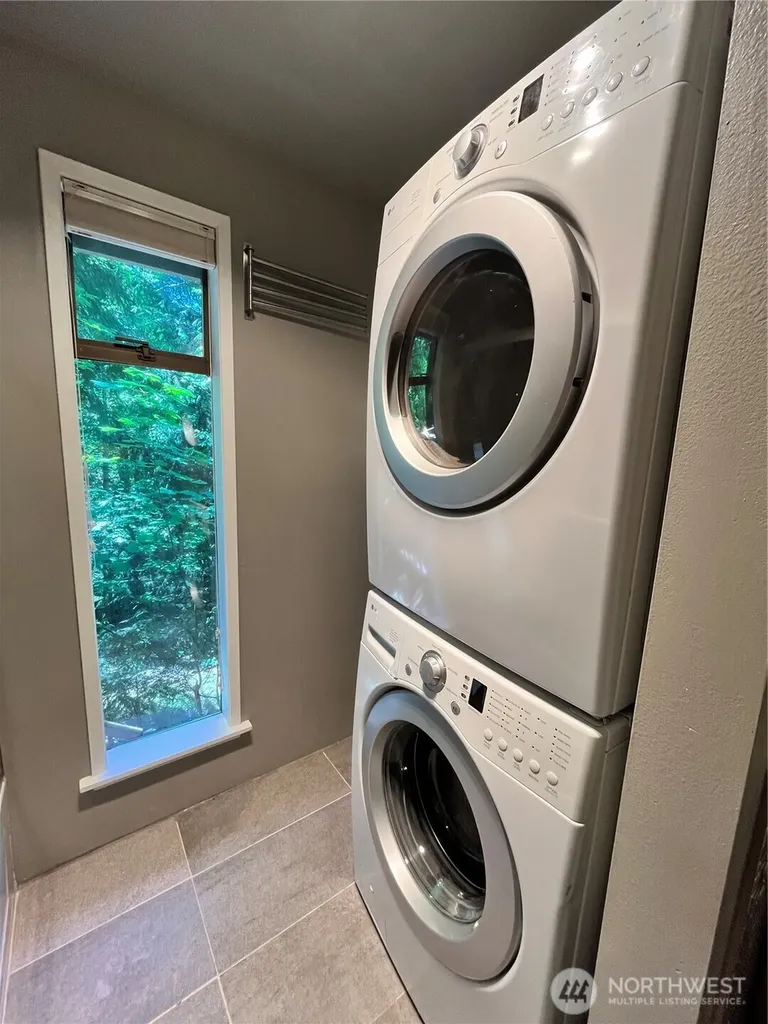 17 Basin View Circle Bellingham WA 98229