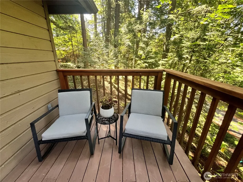 17 Basin View Circle Bellingham WA 98229