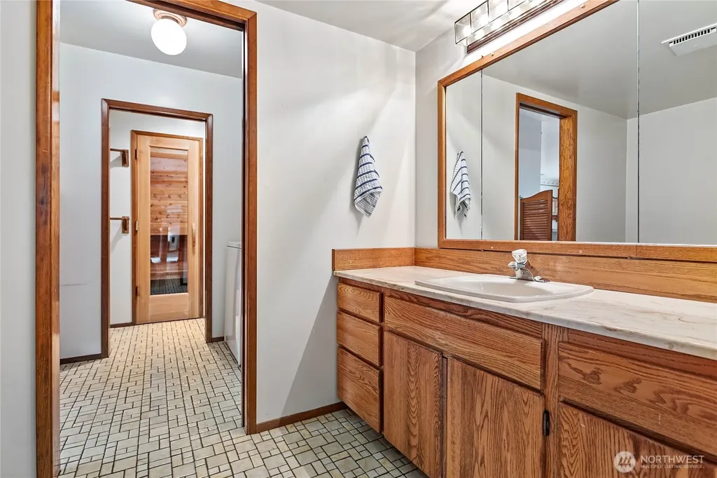 859 E Lake Samish Drive Bellingham WA 98229