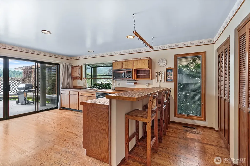 859 E Lake Samish Drive Bellingham WA 98229