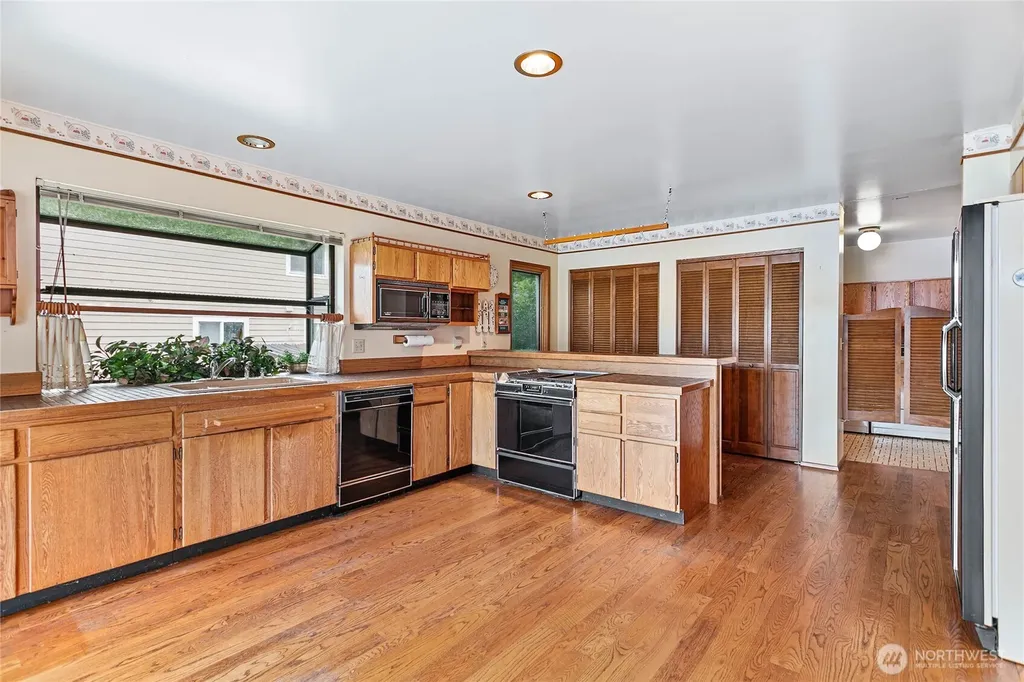 859 E Lake Samish Drive Bellingham WA 98229