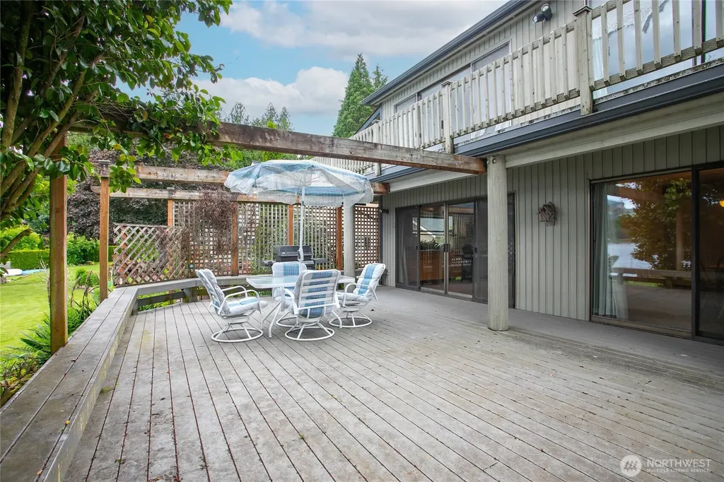 859 E Lake Samish Drive Bellingham WA 98229