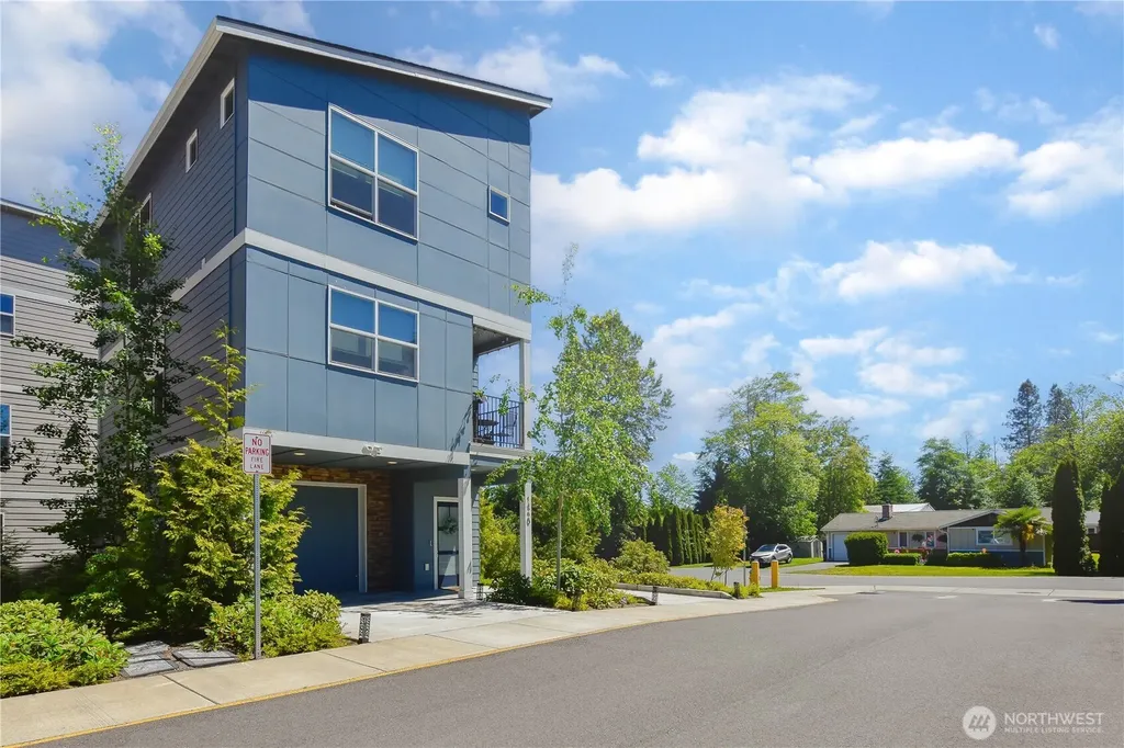 14229 9th Place W Lynnwood WA 98087