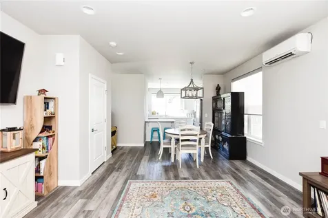 14229 9th Place W Lynnwood WA 98087
