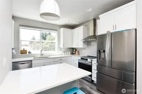 14229 9th Place W Lynnwood WA 98087