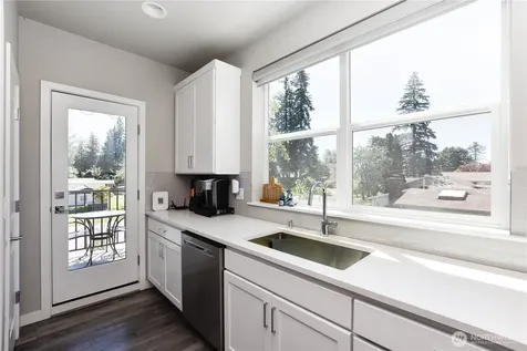 14229 9th Place W Lynnwood WA 98087
