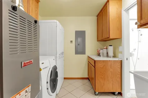 2145 N 146th Street Shoreline WA 98133