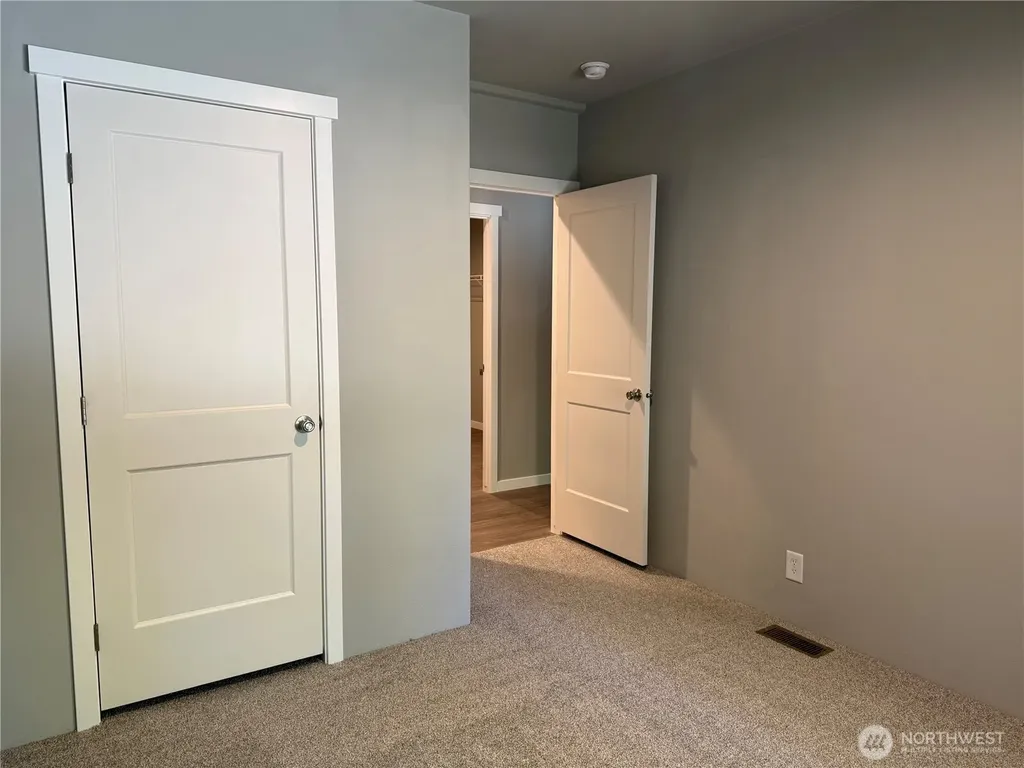 1118 Brentwood Drive Bremerton WA 98312