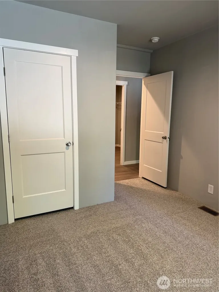 1118 Brentwood Drive Bremerton WA 98312