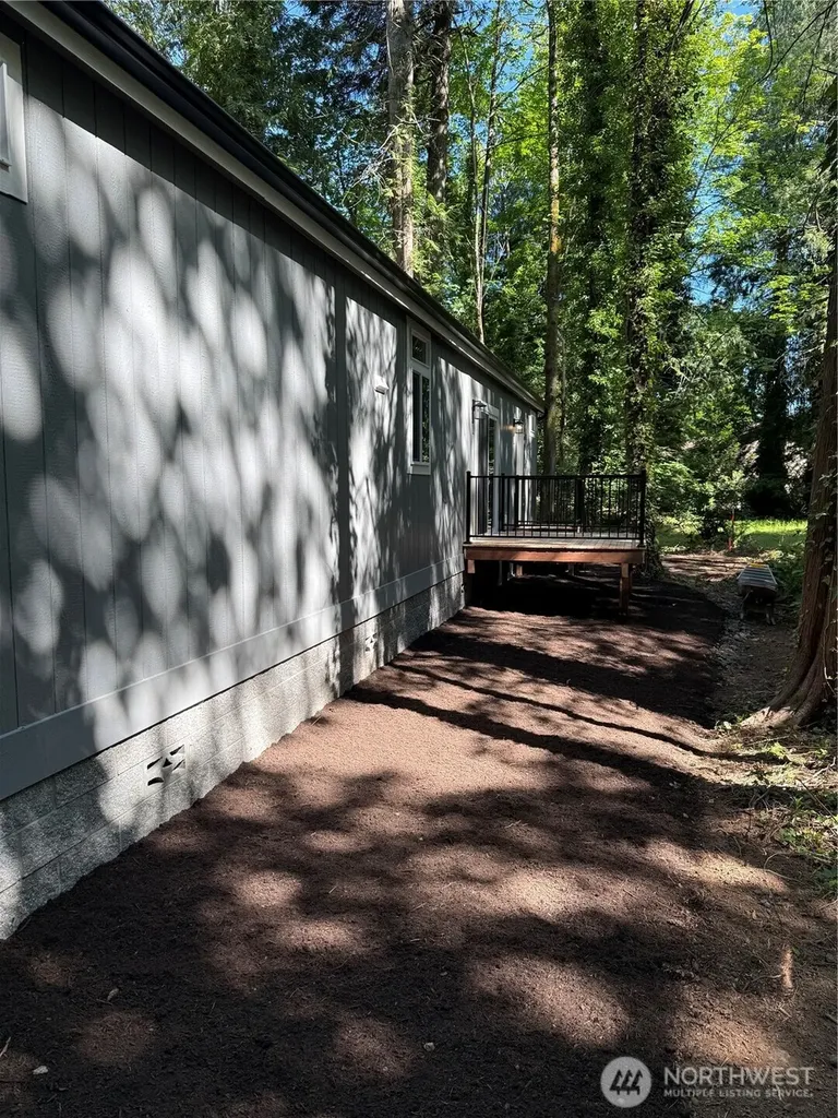 1118 Brentwood Drive Bremerton WA 98312