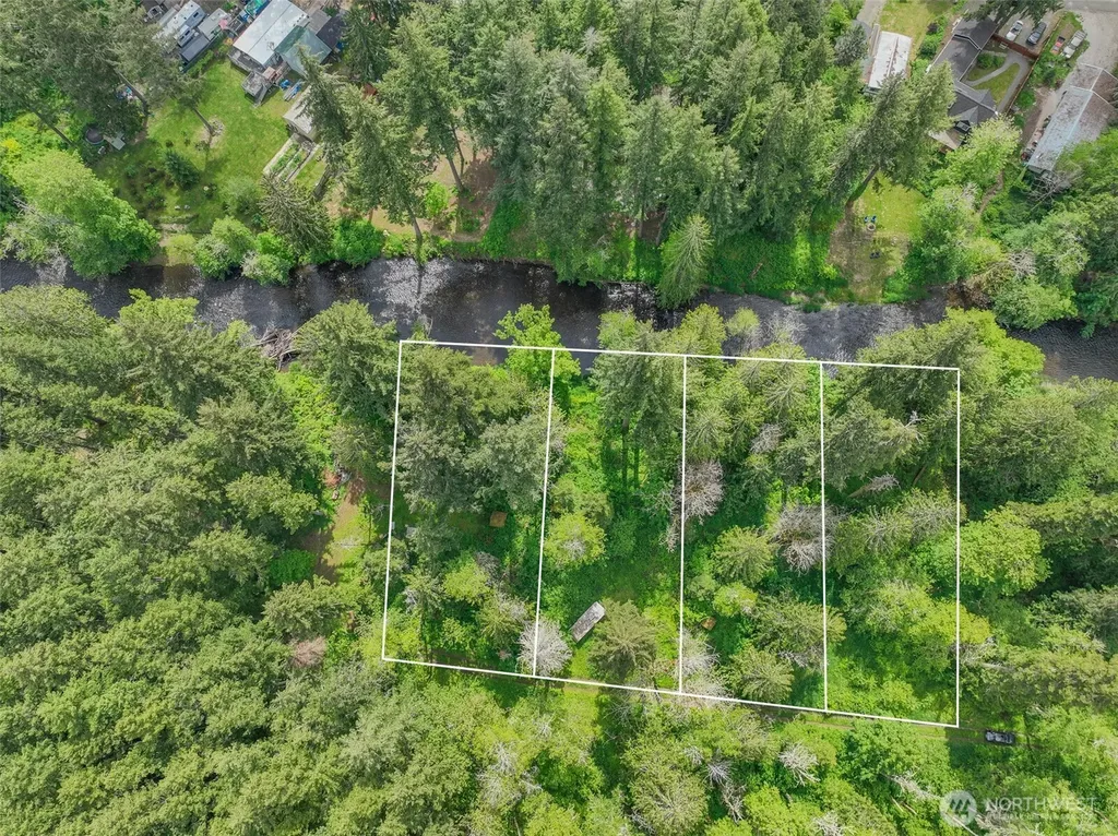 14247 SE Beaver Drive Rainier WA 98576