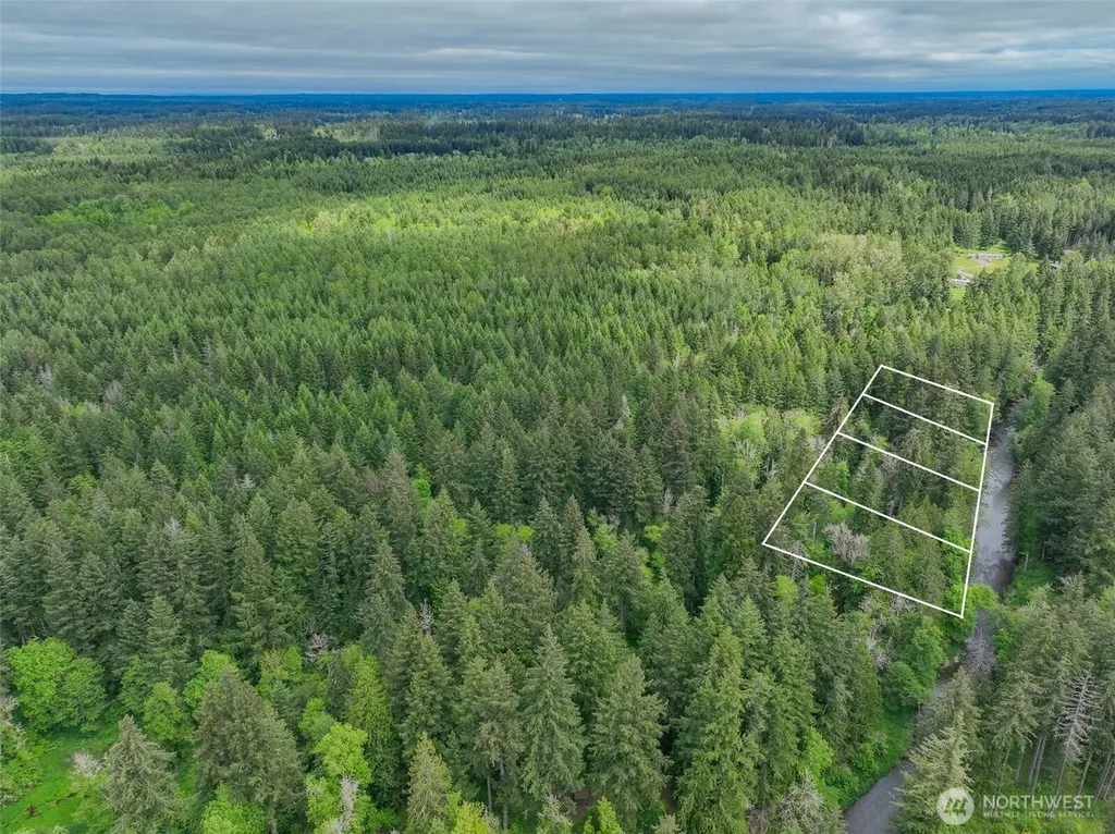 14247 SE Beaver Drive Rainier WA 98576