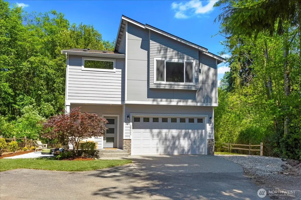 15111 Manor Way Lynnwood WA 98087