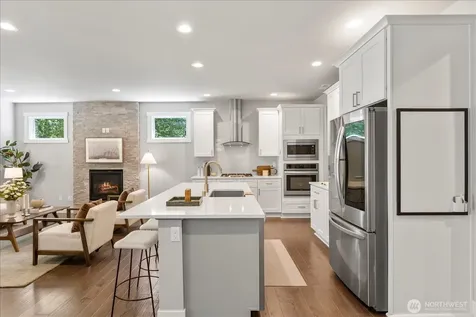 15111 Manor Way Lynnwood WA 98087
