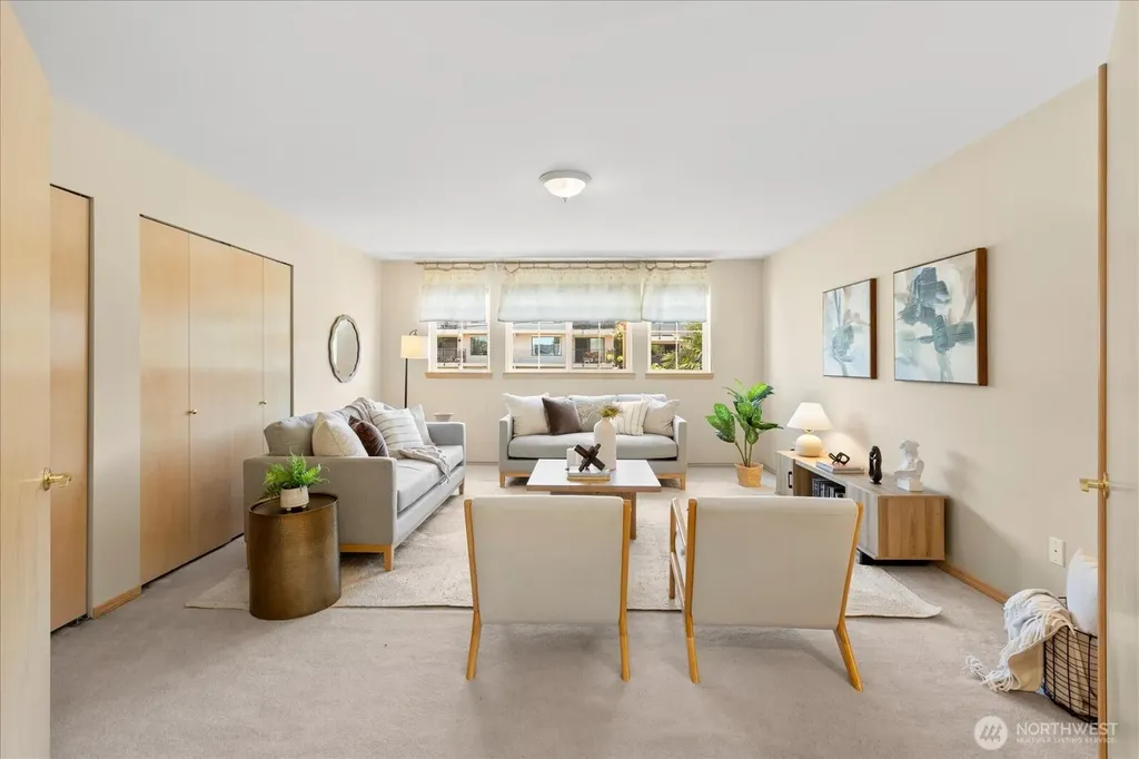 518 4th Avenue S Edmonds WA 98020