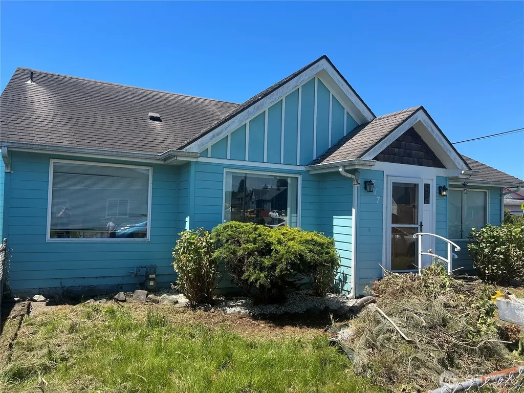 317 N Jefferies Aberdeen WA 98520