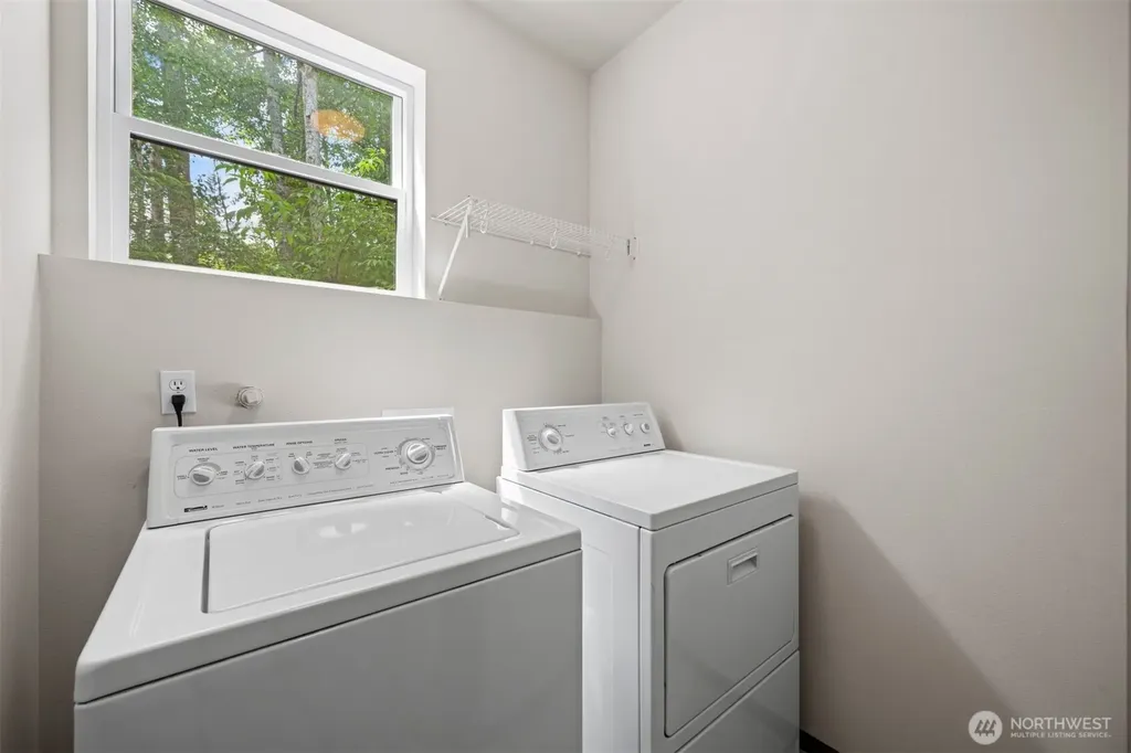 1829 95th Street SW Everett WA 98204