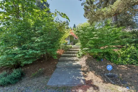 2145 N 146th Street Shoreline WA 98133